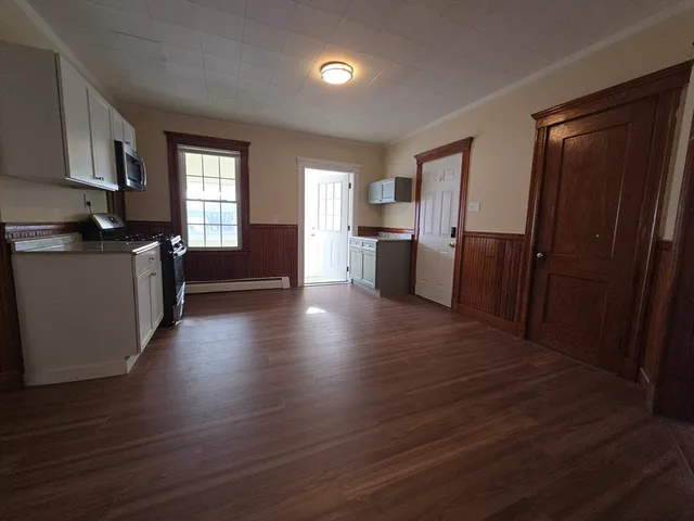 $2,800 | 48 Prince Street, Unit 2, Salem, MA 01970