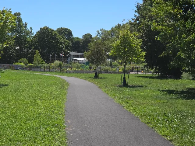 $2,800 | 48 Prince Street, Unit 2, Salem, MA 01970