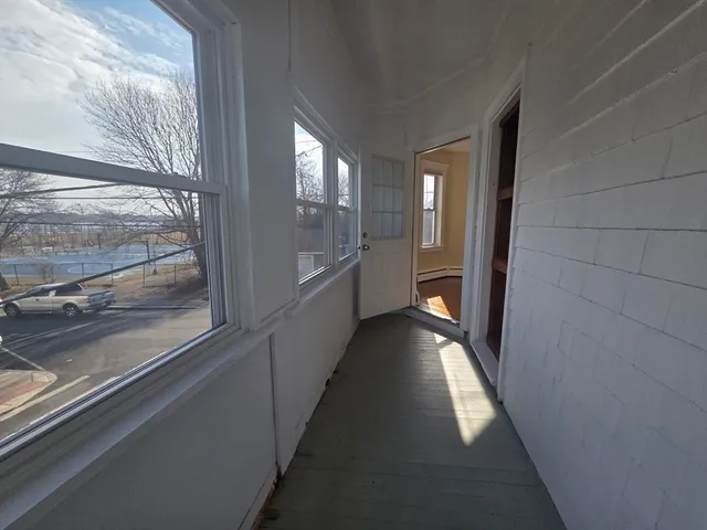 $2,800 | 48 Prince Street, Unit 2, Salem, MA 01970