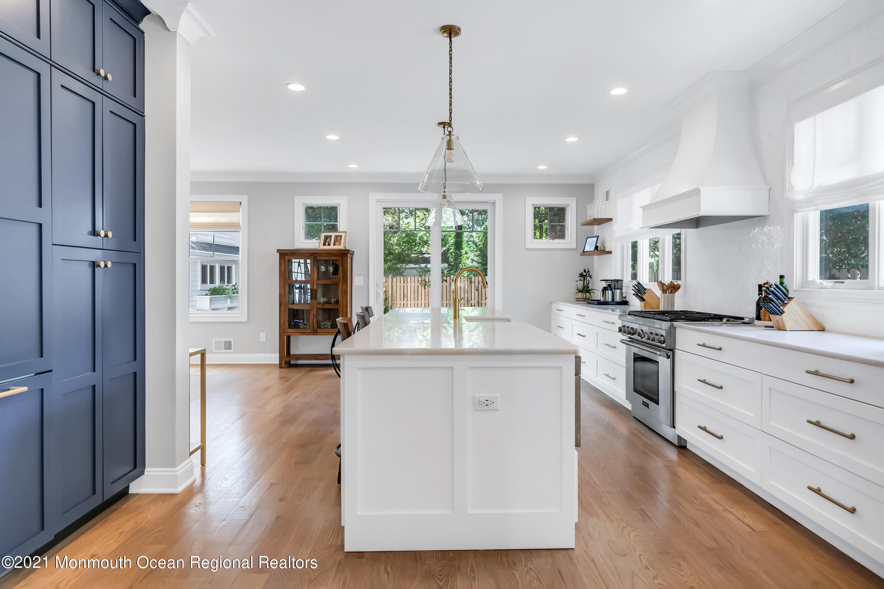 89 Black Point Road Rumson, NJ 07760 - Photo 16 of 44 89 Black Point Rd Rumson NJ-print-016-01