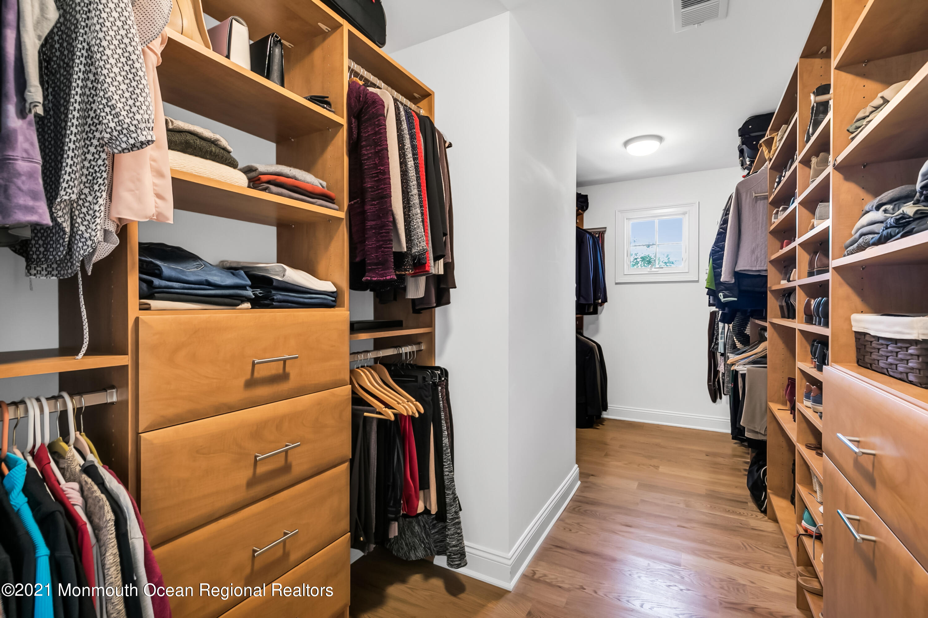 89 Black Point Road Rumson, NJ 07760 - Photo 27 of 44 89 Black Point Rd Rumson NJ-print-028-04