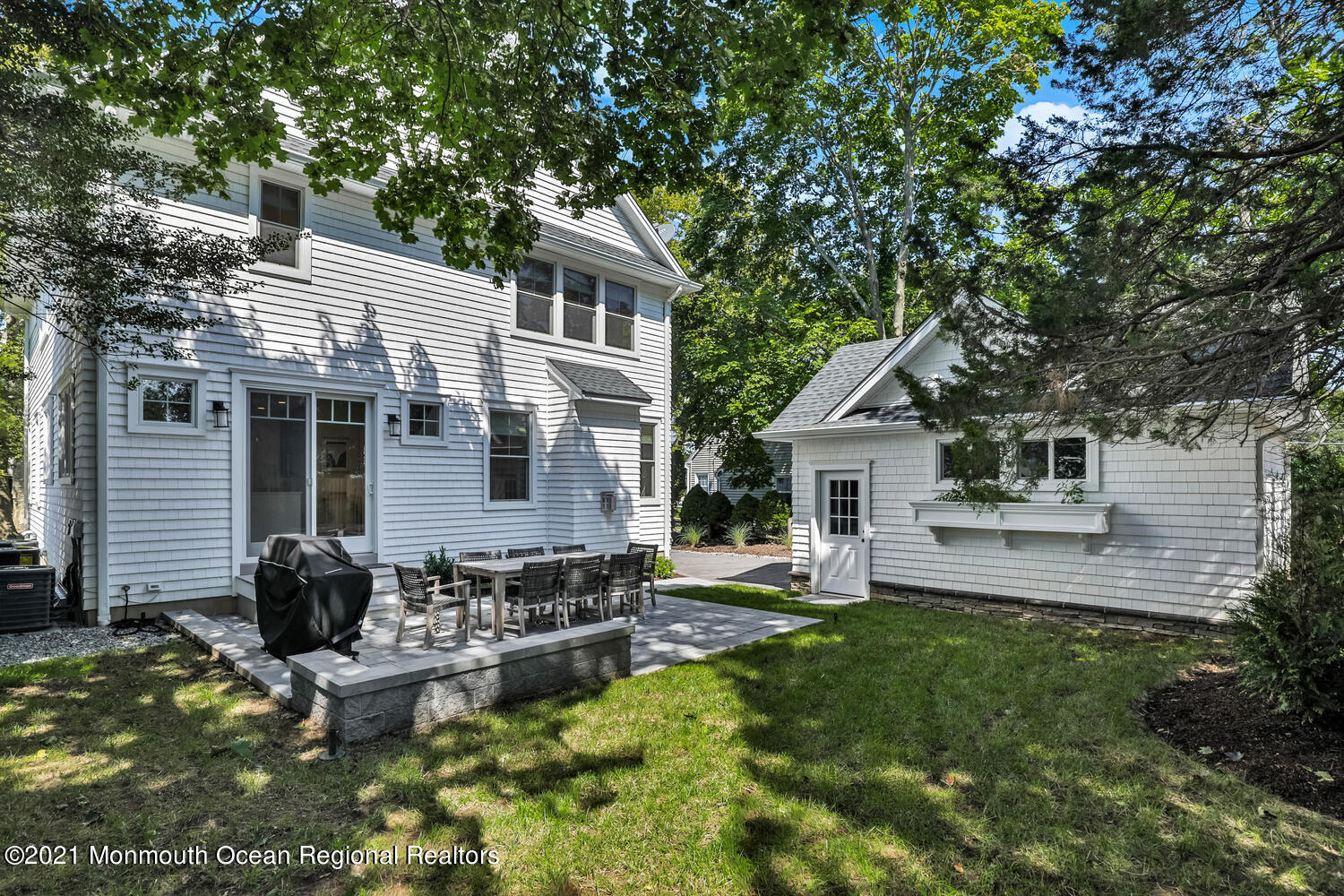 89 Black Point Road Rumson, NJ 07760 - Photo 41 of 44 89 Black Point Rd Rumson NJ-large-043-04