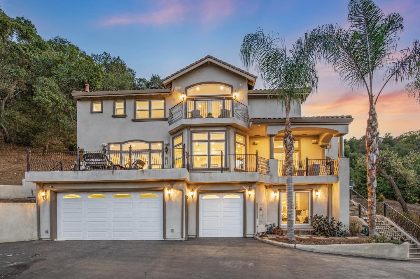 20394 Almaden Road, San Jose, CA 95120 Compass