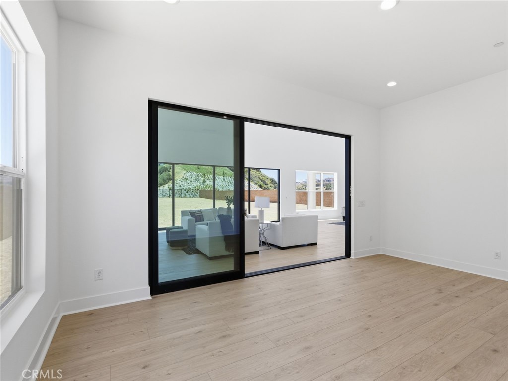11850 Red Hawk Lane Porter Ranch, CA 91326 - Photo 17 of 51 Flex Room: Fernwood Italianate - The Ridge Collection at Bella Vista - Homesite 68