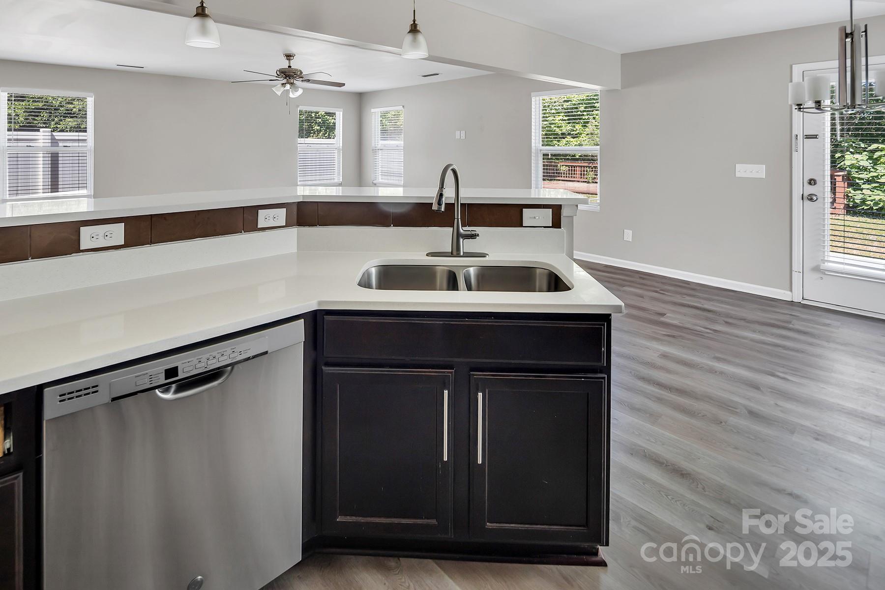 2751 Bramble Ridge Court Charlotte, NC 28215 - Photo 18 of 44