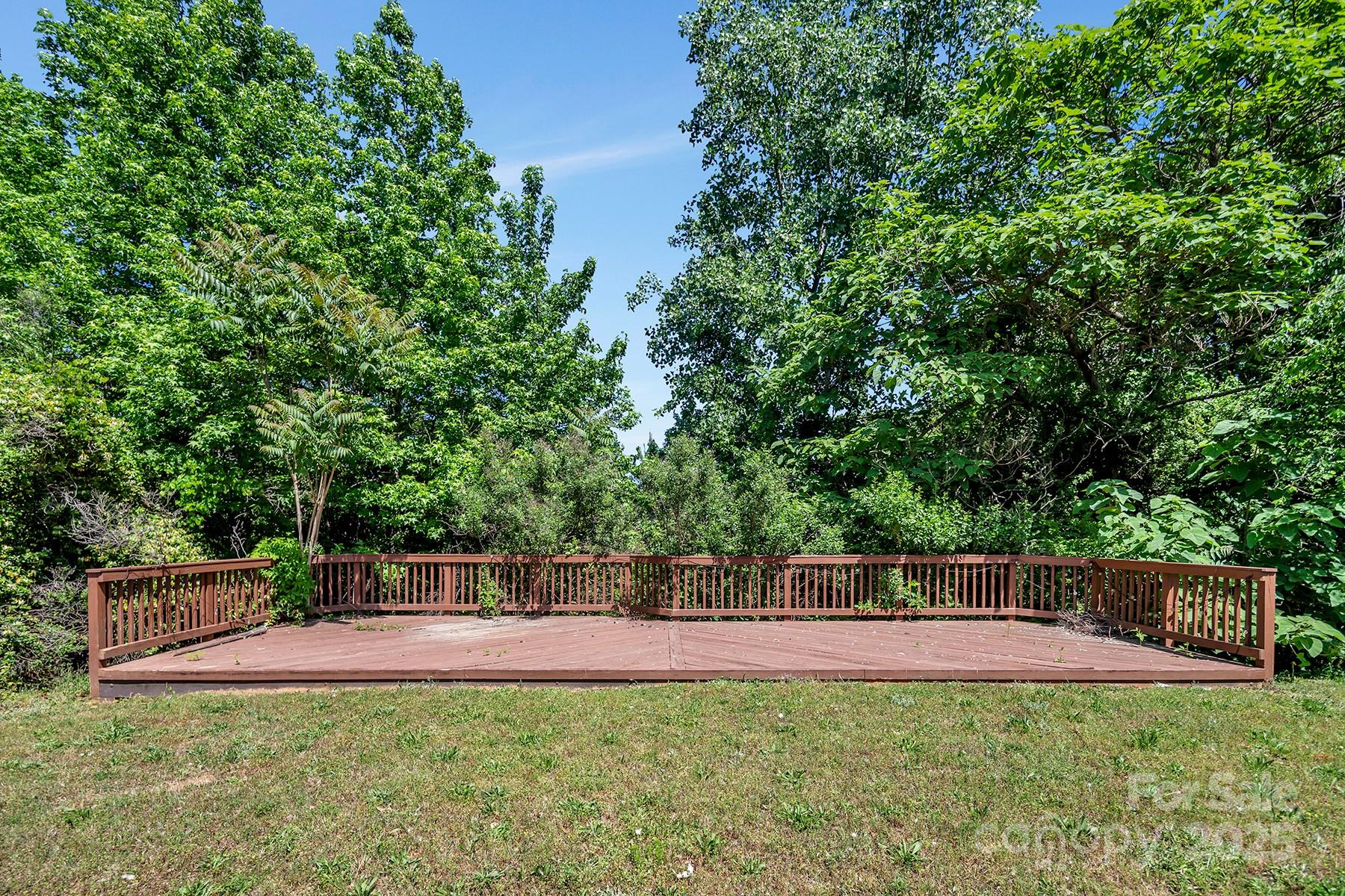 2751 Bramble Ridge Court Charlotte, NC 28215 - Photo 41 of 44