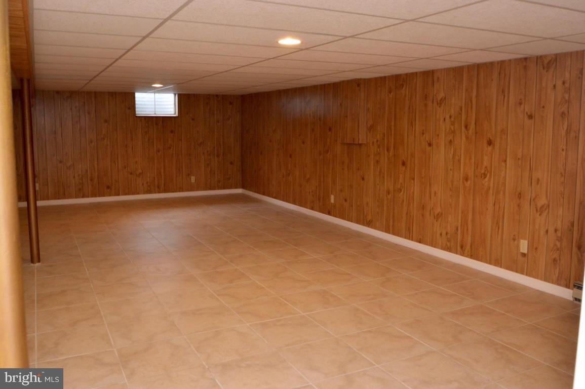 1515 Rothsville Road Lititz, PA 17543 - Photo 19 of 34