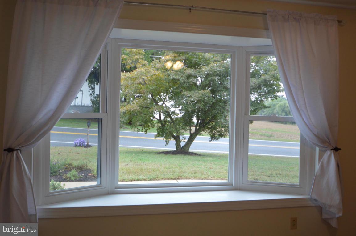 1515 Rothsville Road Lititz, PA 17543 - Photo 6 of 34
