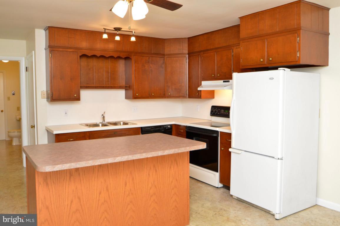 1515 Rothsville Road Lititz, PA 17543 - Photo 8 of 34
