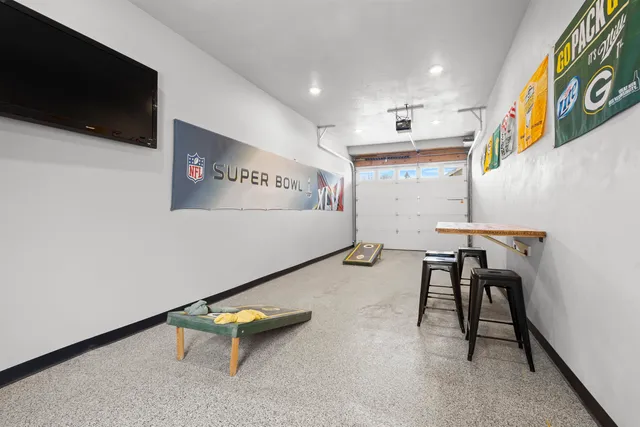 $875,000 | 1749 South Oneida Street, Green Bay, WI 54304