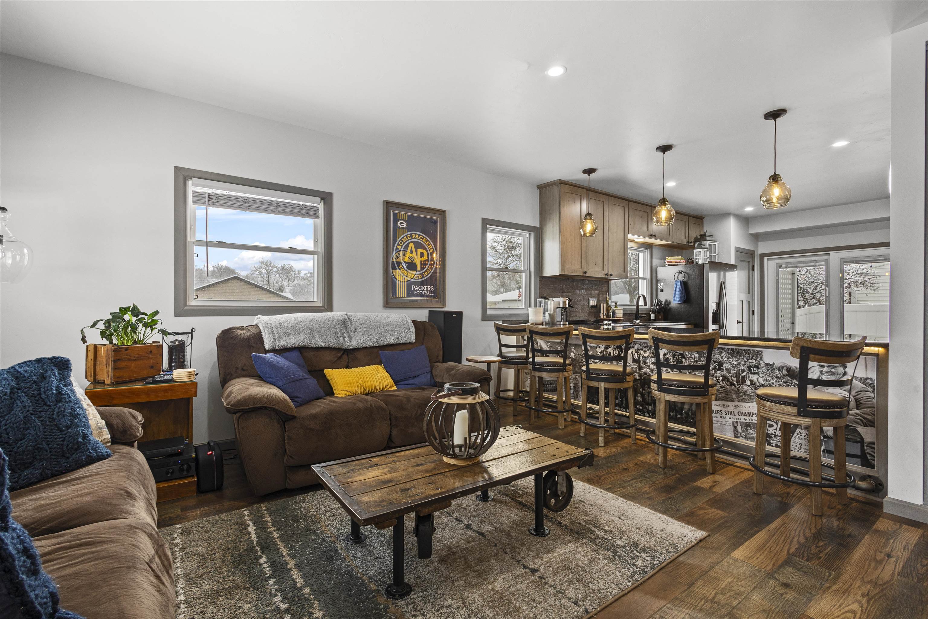 1749 South Oneida Street Green Bay, WI 54304 - Photo 10 of 47