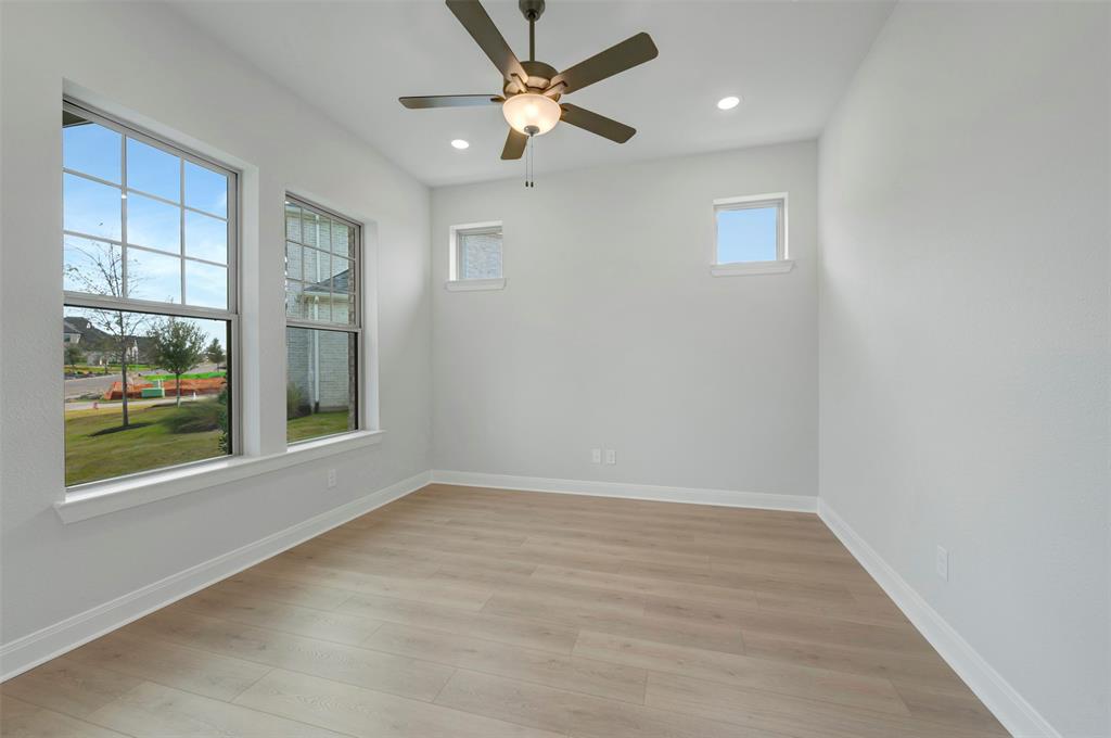 1103 Vista Way Rockwall, TX 75087 - Photo 20 of 26 a view of an empty room with a window