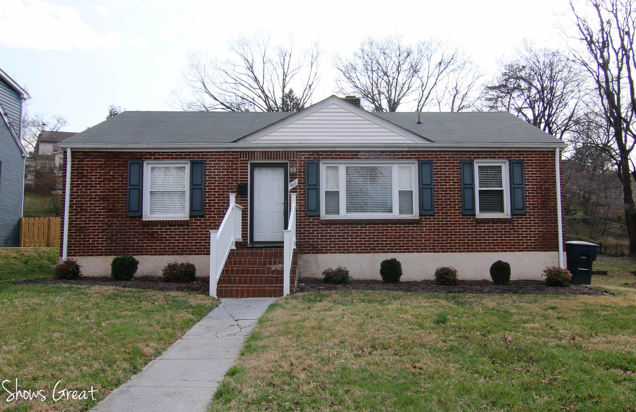 1822 Carlton Road Southwest Roanoke, VA 24015 - Photo 1 of 15 Front of house