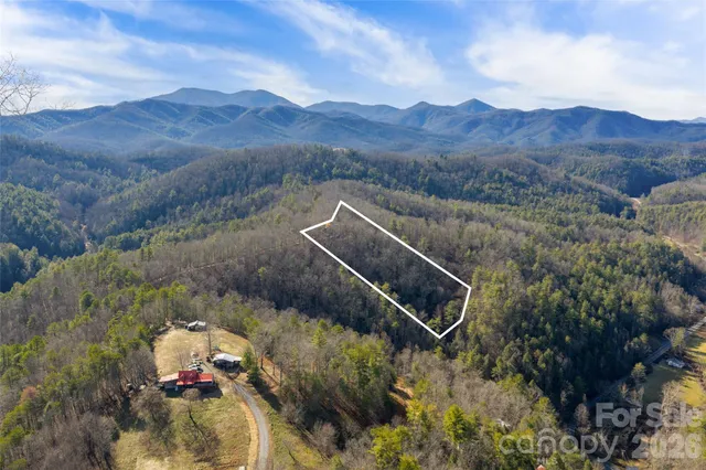 $685,000 | 288 Rebel Drive, Hot Springs, NC 28743