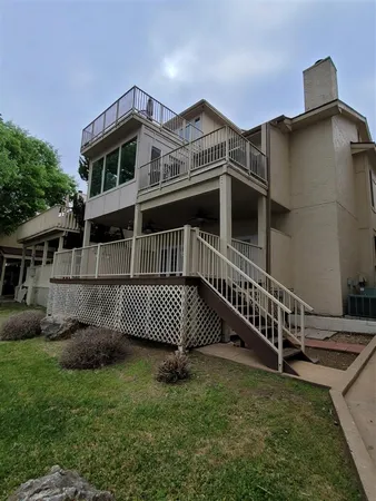 $1,800 | 200 Full Moon, Horseshoe Bay, TX 78657