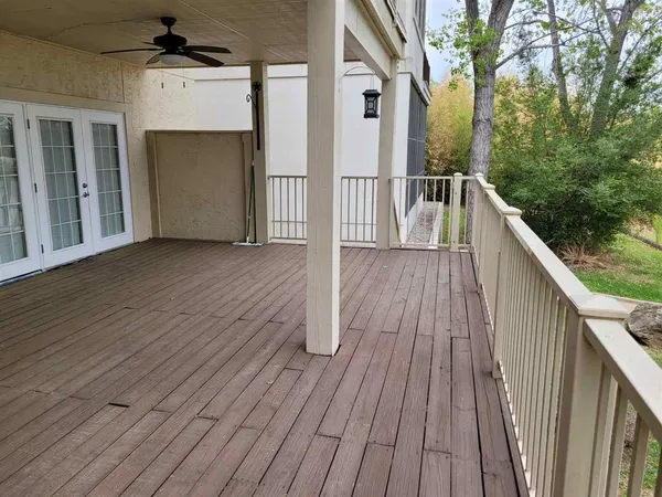 $1,800 | 200 Full Moon, Horseshoe Bay, TX 78657