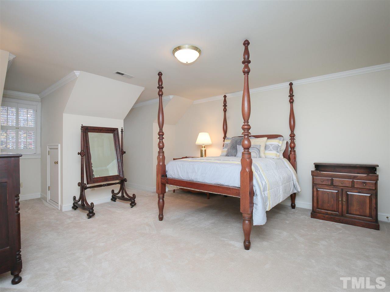 3321 Ridgecrest Court, Unit 3321 Raleigh, NC 27607 - Photo 14 of 25