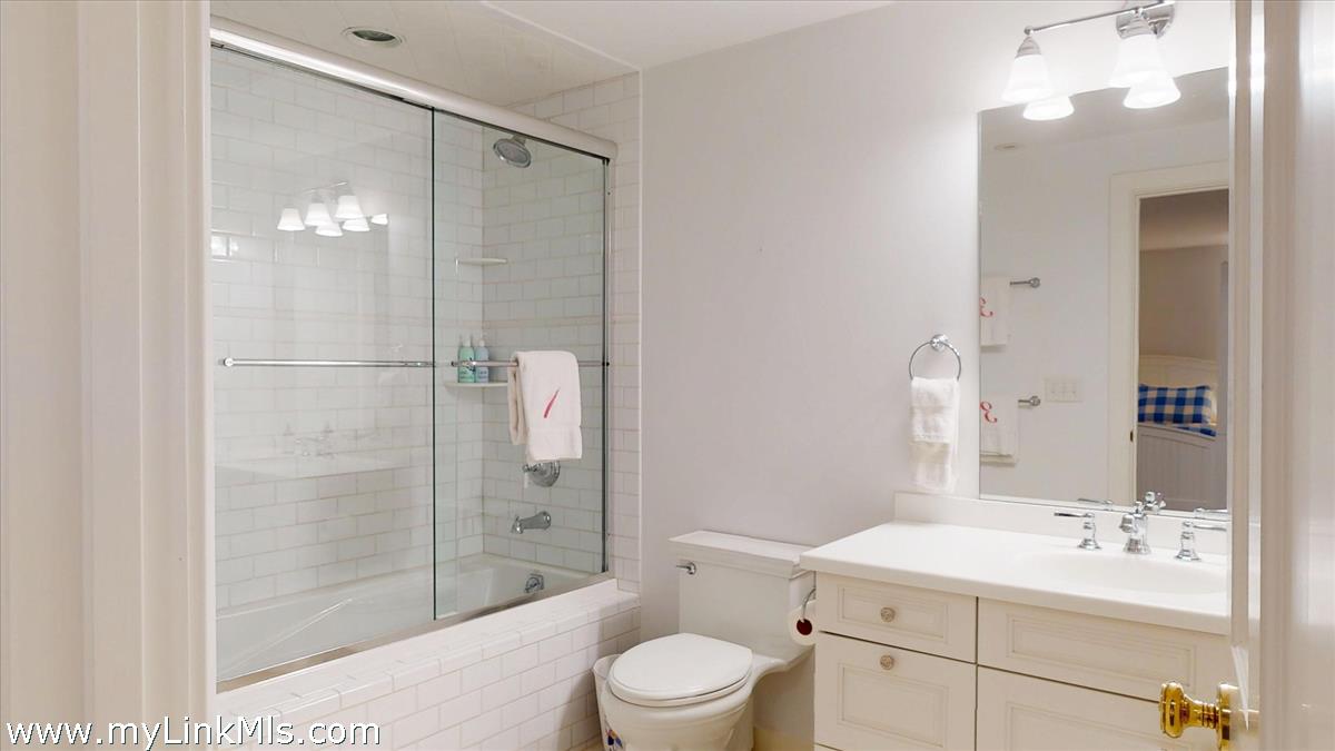 39 A Milk Street Nantucket, MA 02554 - Photo 53 of 56