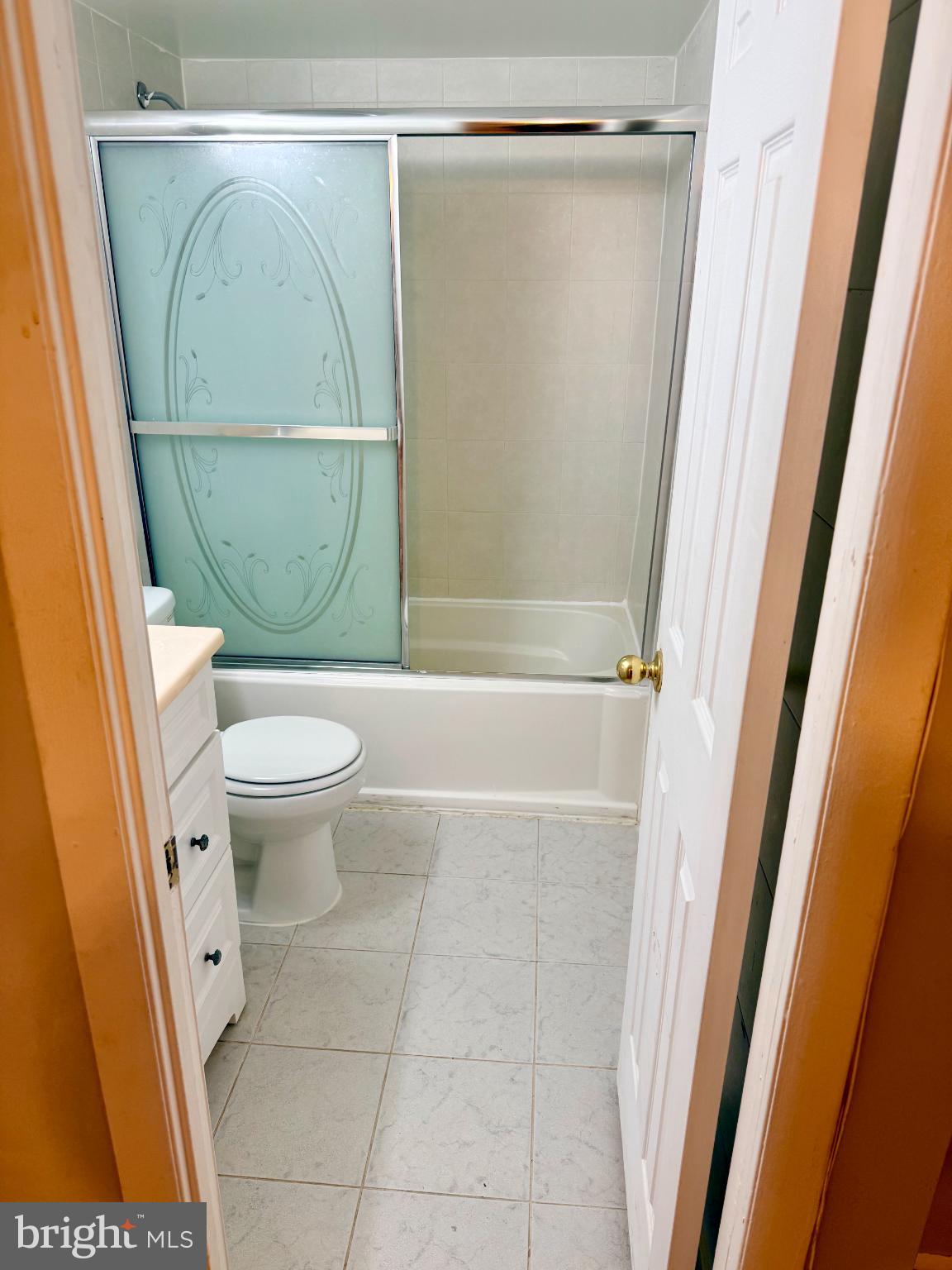 5 Suntop Court, Unit T1 Baltimore, MD 21209 - Photo 4 of 14 Bright and functional bathroom oasis.