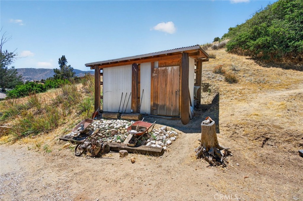 871 Lebec Road Lebec, CA 93243 - Photo 22 of 27