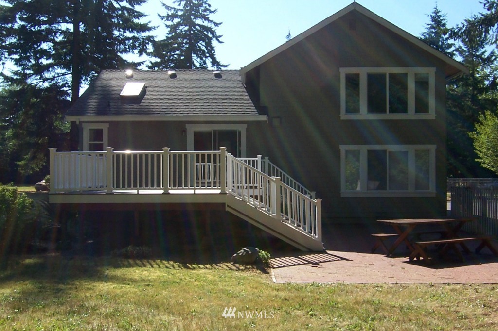 6937 Southeast Olalla Valley Road Port Orchard, WA 98367 - Photo 2 of 24 Gallery Image 2
