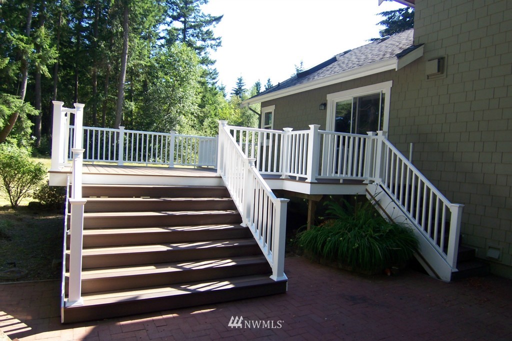 6937 Southeast Olalla Valley Road Port Orchard, WA 98367 - Photo 3 of 24 Gallery Image 3