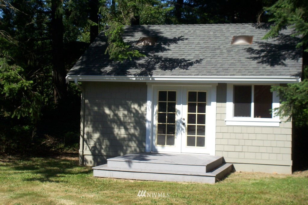 6937 Southeast Olalla Valley Road Port Orchard, WA 98367 - Photo 9 of 24 Gallery Image 9