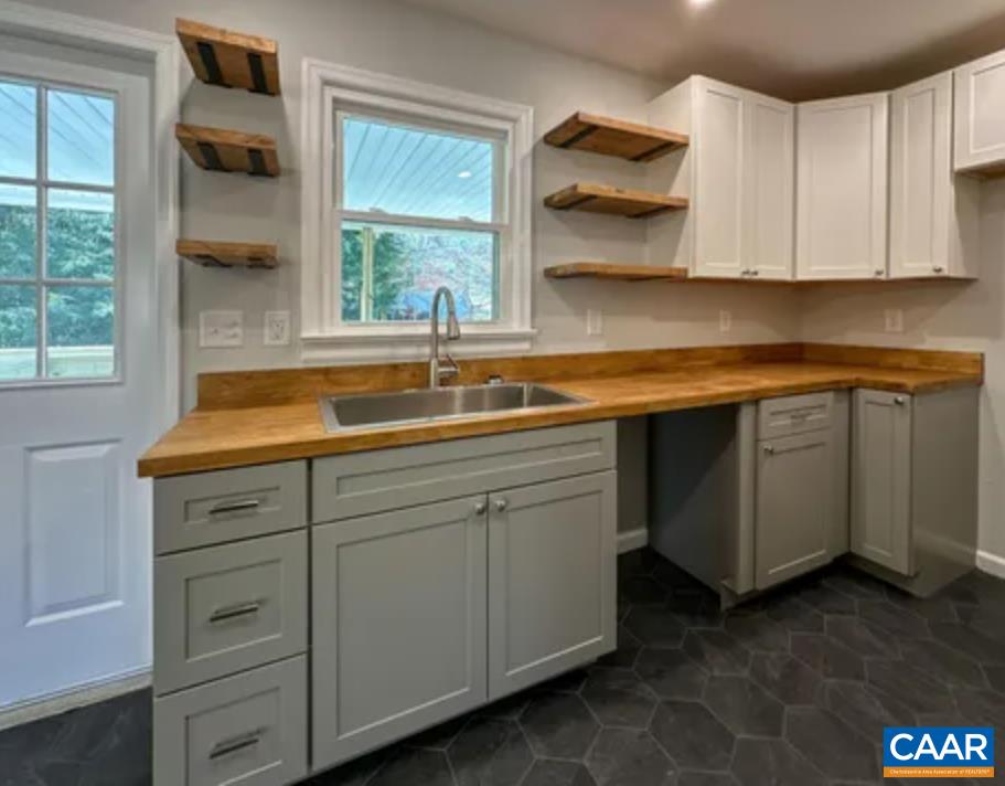 511 Lime Kiln Road Lexington, VA 24450 - Photo 11 of 20 Gallery Image 11