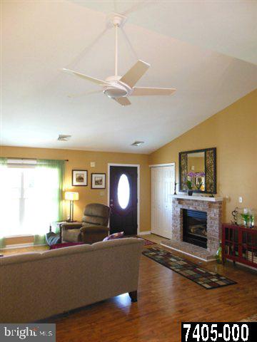 140 Coventry Cross Road Mount Wolf, PA 17347 - Photo 11 of 26 Gallery Image 11