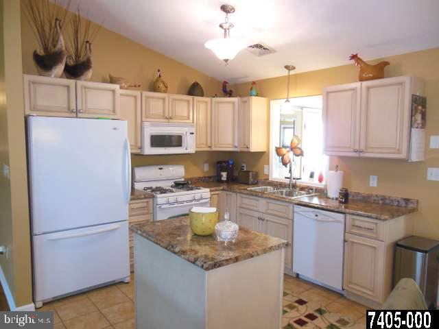 140 Coventry Cross Road Mount Wolf, PA 17347 - Photo 16 of 26 Gallery Image 16