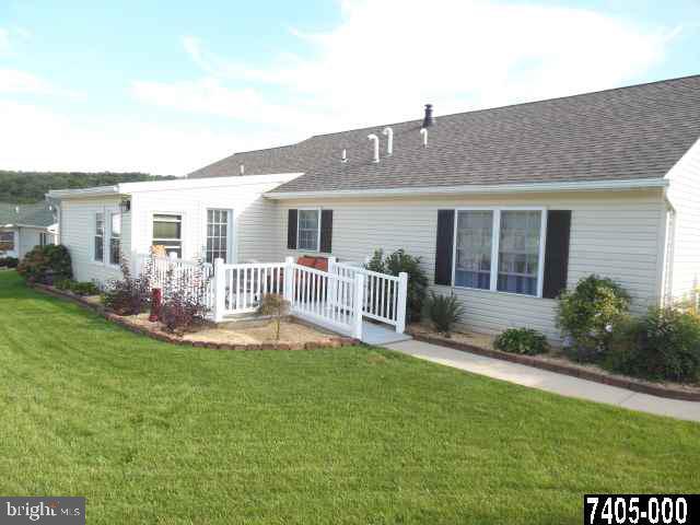 140 Coventry Cross Road Mount Wolf, PA 17347 - Photo 6 of 26 Gallery Image 6