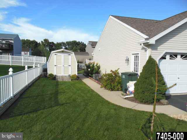 140 Coventry Cross Road Mount Wolf, PA 17347 - Photo 9 of 26 Gallery Image 9
