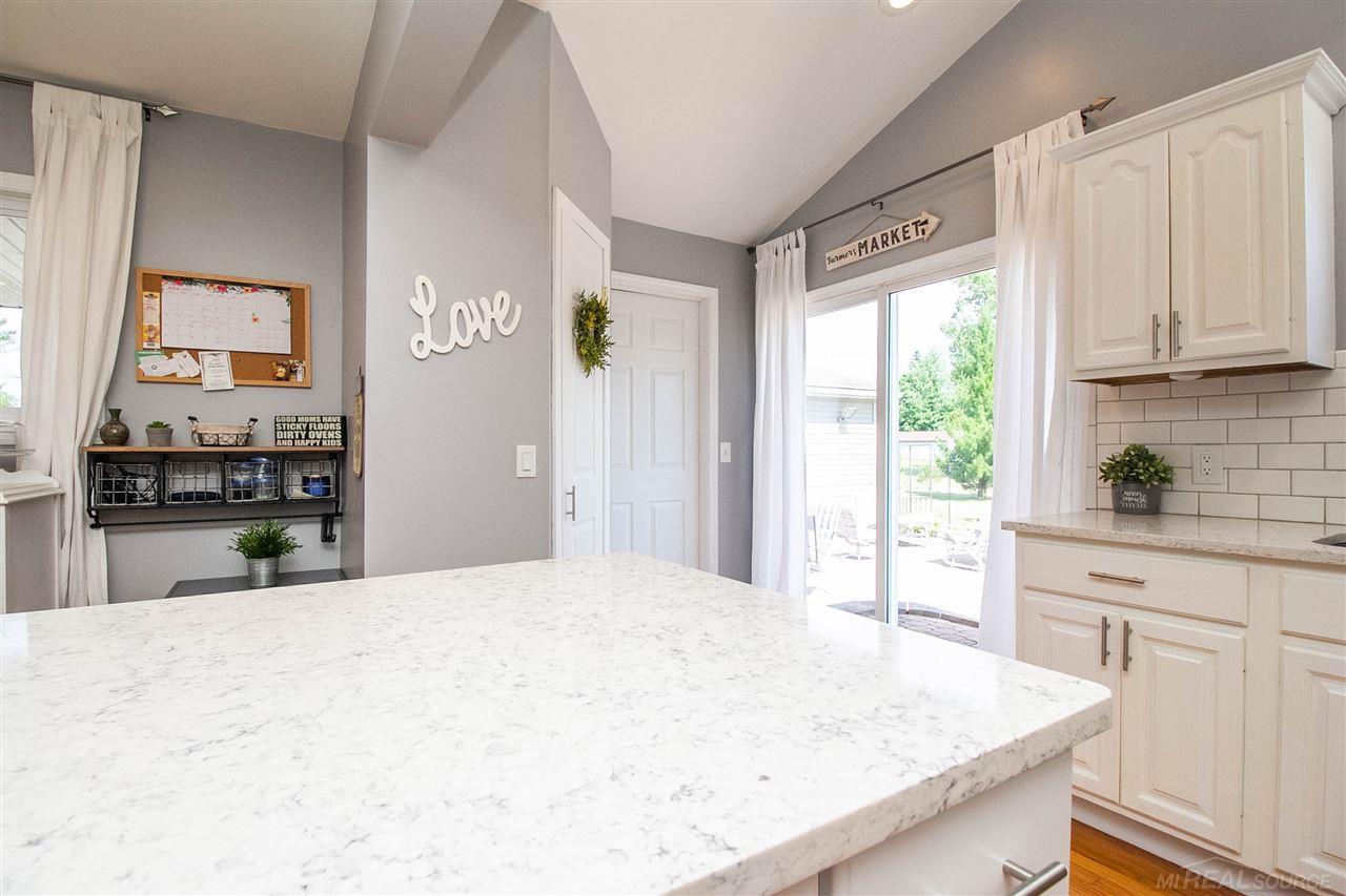 7470 Drexler Road St. Clair, MI 48079 - Photo 17 of 57 50017954-16.JPG