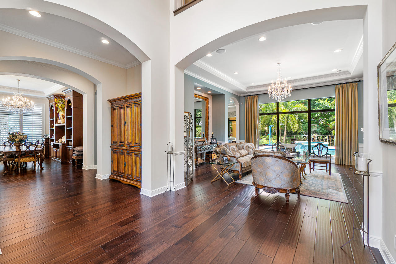 17566 Cadena Drive Boca Raton, FL 33496 - Photo 10 of 57 007-17566CadenaDrive-BocaRaton-FL-33496-