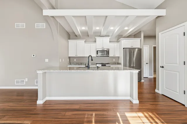 $459,900 | 282 Lower Woodford Circle, West Bend, WI 53090