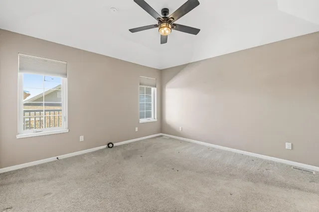 $459,900 | 282 Lower Woodford Circle, West Bend, WI 53090