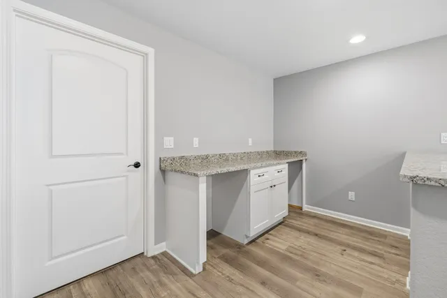 $459,900 | 282 Lower Woodford Circle, West Bend, WI 53090