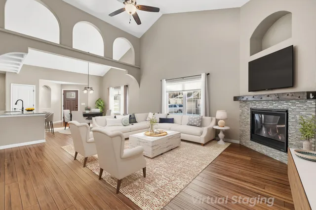 $459,900 | 282 Lower Woodford Circle, West Bend, WI 53090