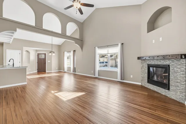 $459,900 | 282 Lower Woodford Circle, West Bend, WI 53090