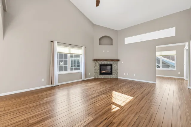 $459,900 | 282 Lower Woodford Circle, West Bend, WI 53090