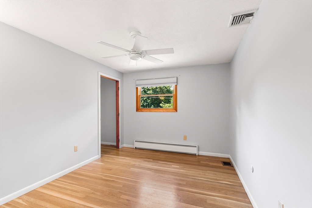 71 Garrison Road Chelmsford, MA 01824 - Photo 15 of 39