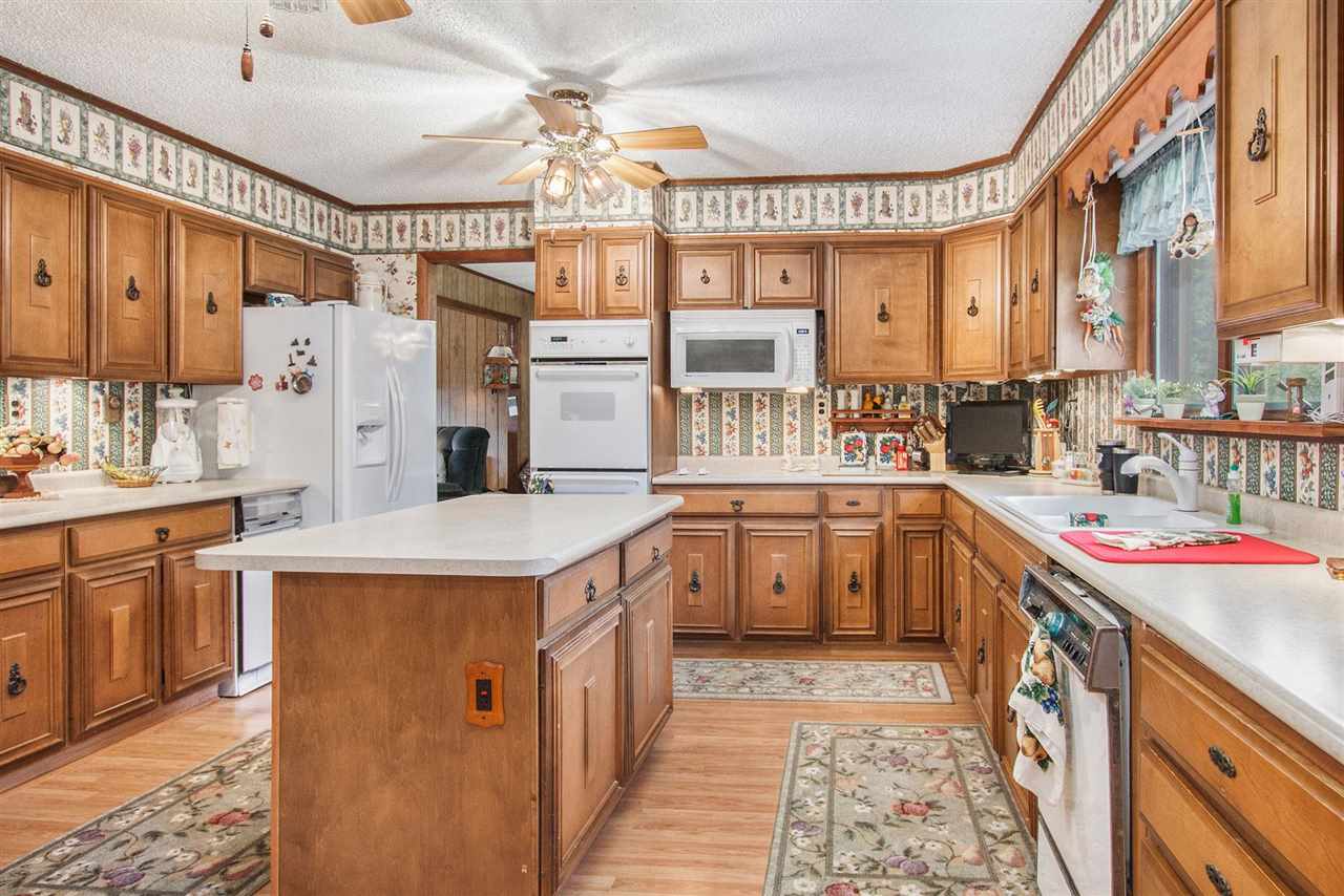 1608 River Road Frankfort, MI 49635 - Photo 12 of 49 1887923-11.JPG