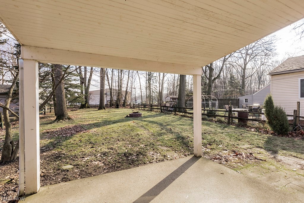 863 Roland Road Cleveland, OH 44124 - Photo 31 of 32 Thoughts of spring and summer...