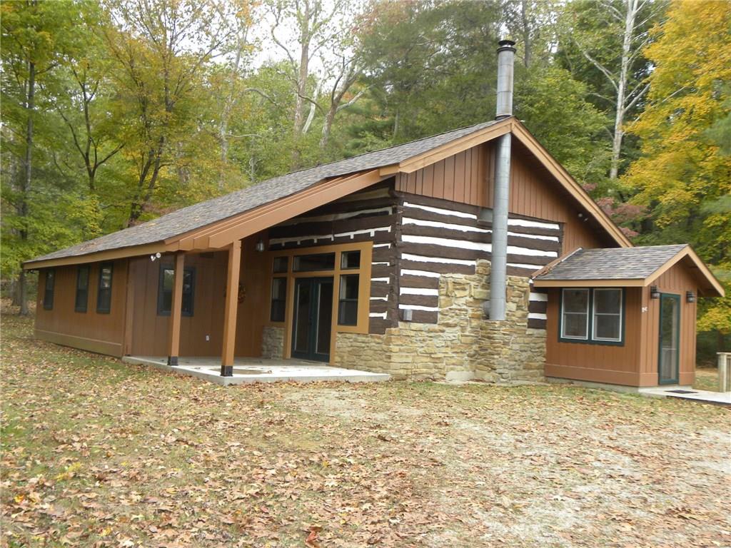 437 Helmsburg Road Nashville, IN 47448 - Photo 4 of 46 Gallery Image 4