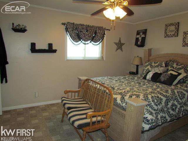 8080 Elms Road Flushing, MI 48433 - Photo 12 of 26 20453739-11.JPG