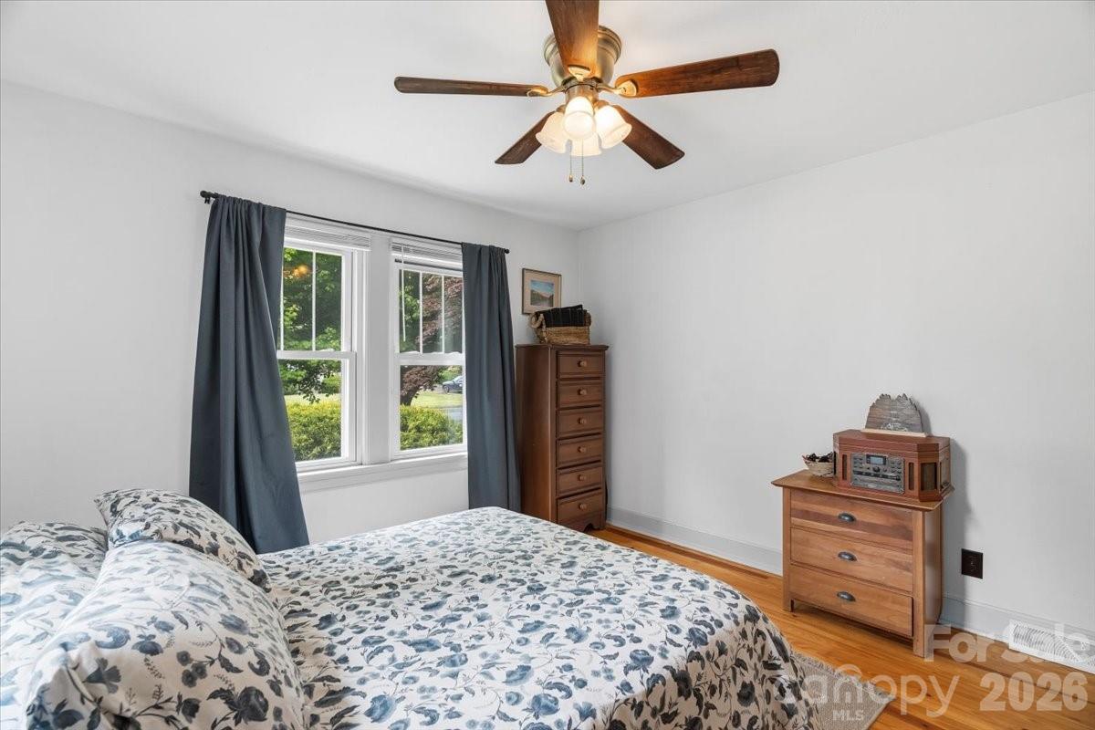 1203 Allens Creek Road Waynesville, NC 28786 - Photo 20 of 30