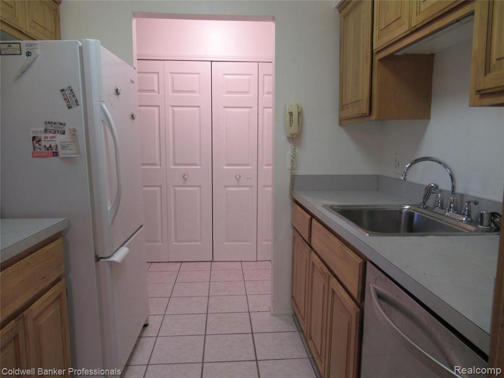30042 West 12 Mile Road Farmington Hills, MI 48334 - Photo 3 of 11