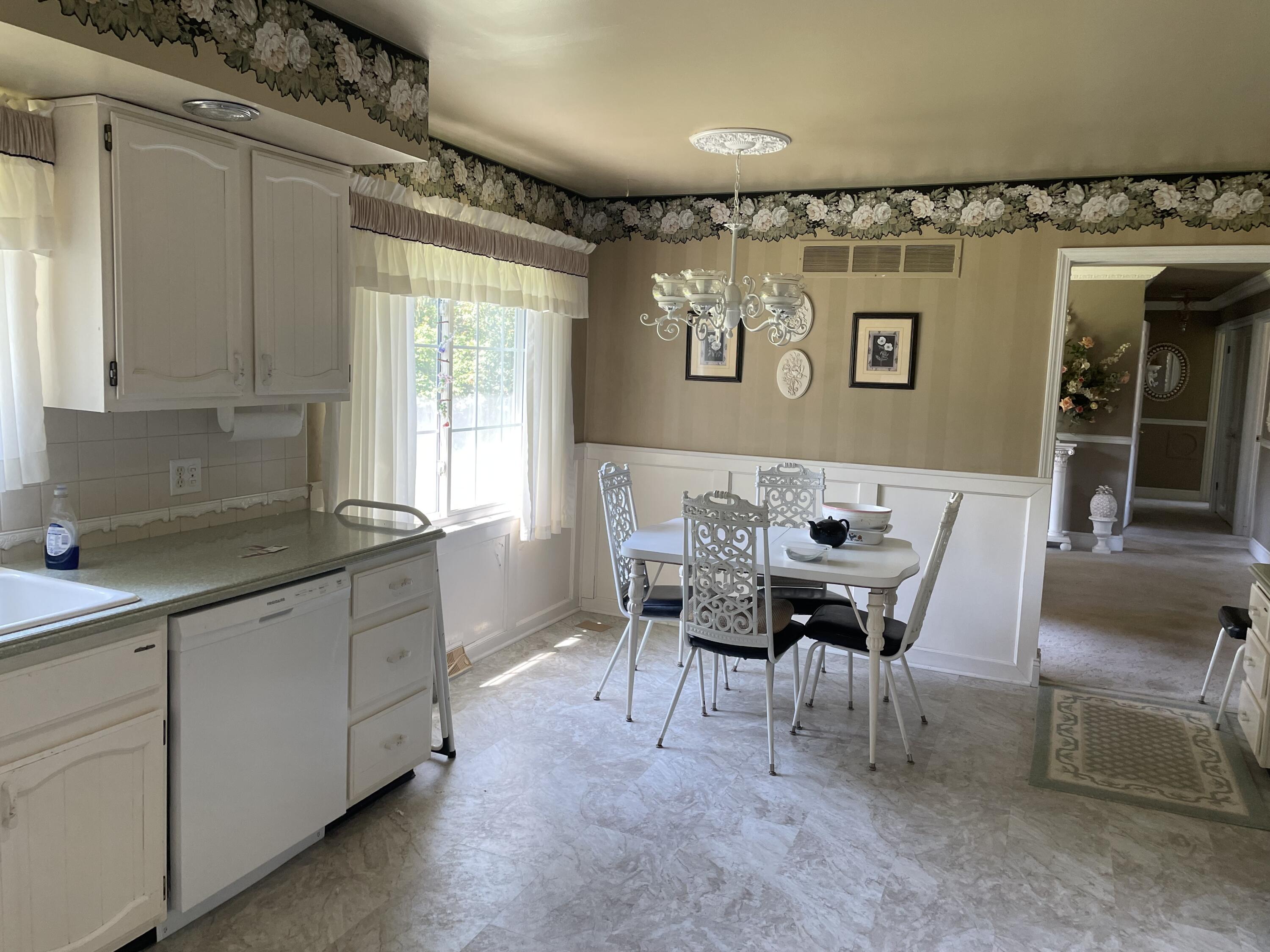 2549 Shettler Road Muskegon, MI 49444 - Photo 14 of 44 IMG_3721