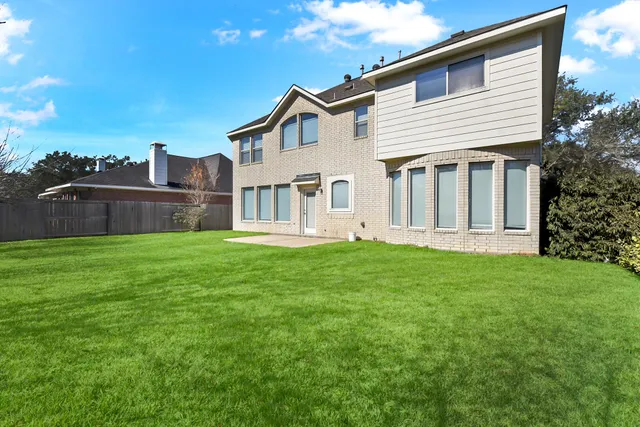 a view of a livingroom with a fireplace
