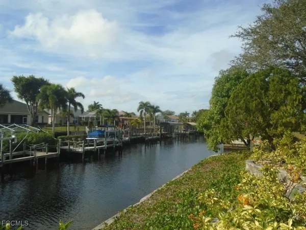 a view of a lake with houses